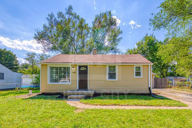 Property main image
