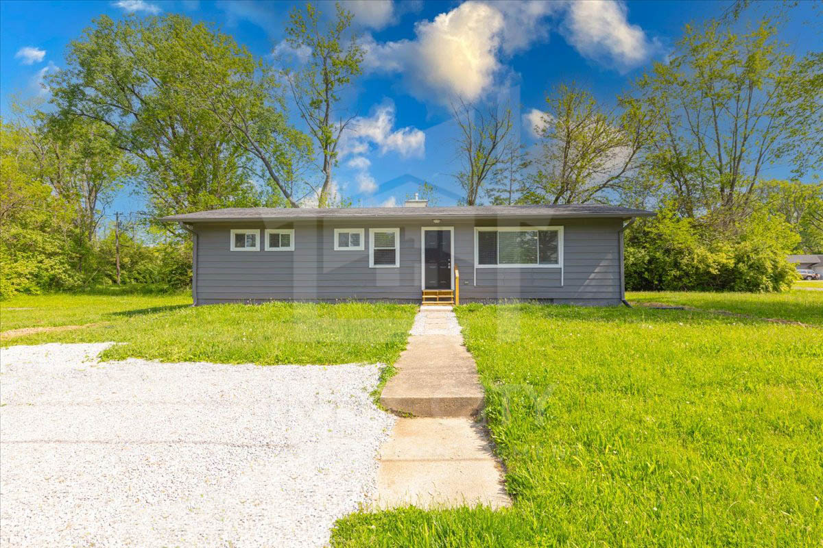 4660 East 39th Street